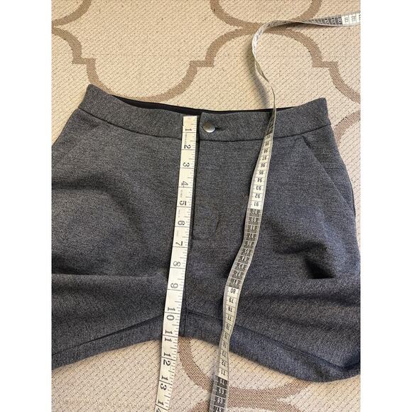 Lululemon City Trek Trouser II *28"
Heathered Black, size 4 - Picture 8 of 15